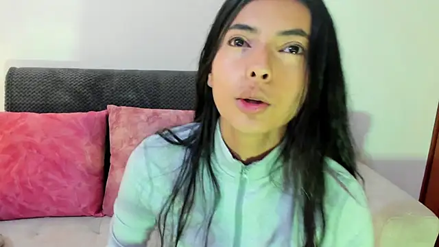 miadaviesx online show from 11.25.25