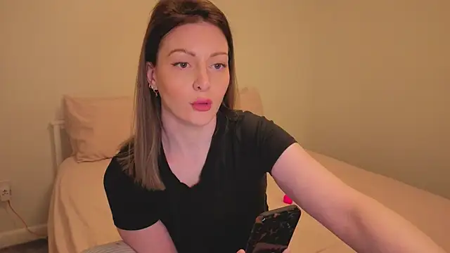 Lovelavender  online show from 02.27.26