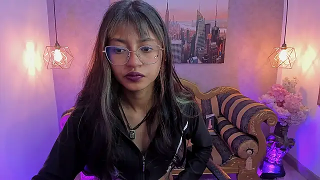 Noa clk online show from 11.12.25