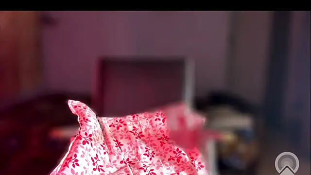 Snapshot of GiggleNGrind chatting on 11.13.25 GiggleNGrind online show from 11.13.25