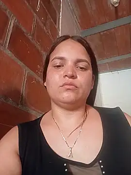 Snapshot of miriygabo chatting on 10.29.25 miriygabo online show from 10.29.25