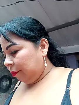 mother2-divorced online show from 03.18.26