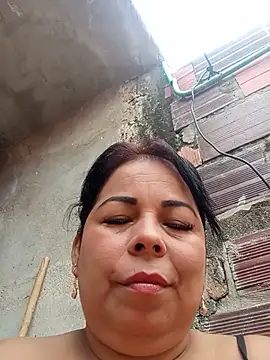 Snapshot of mother2-divorced chatting on 06.18.26 mother2-divorced online show from 06.18.26