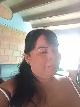 Snapshot of mother2-divorced chatting on 06.24.26 mother2-divorced online show from 06.24.26