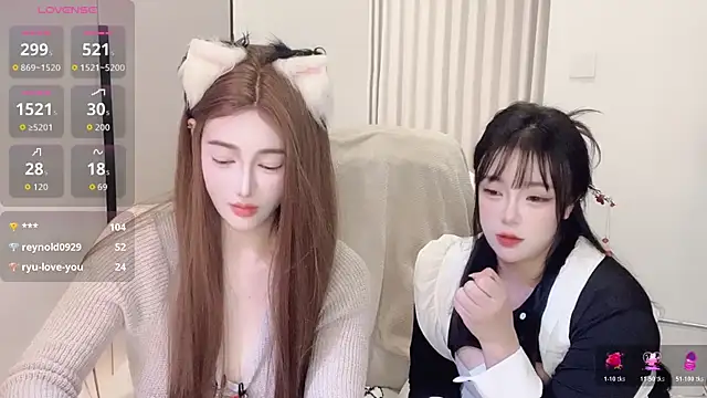 Follyise online show from 11.26.25