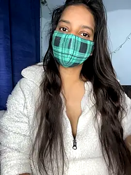 Cute Marina online show from 11.17.25