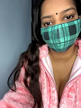 Cute Marina online show from 12.16.25