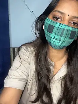 Cute Marina online show from 12.22.25