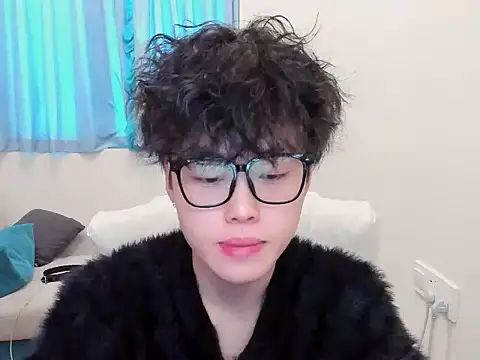 L1kuto online show from 11.05.25