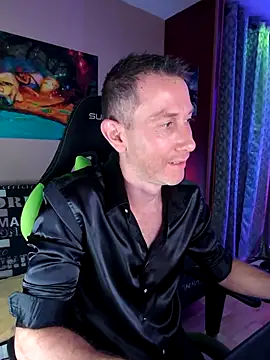 Gamerinleather online show from 10.29.25