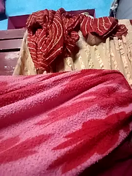 Snapshot of QRAN_YELESA chatting on 10.31.25 QRAN YELESA online show from 10.31.25