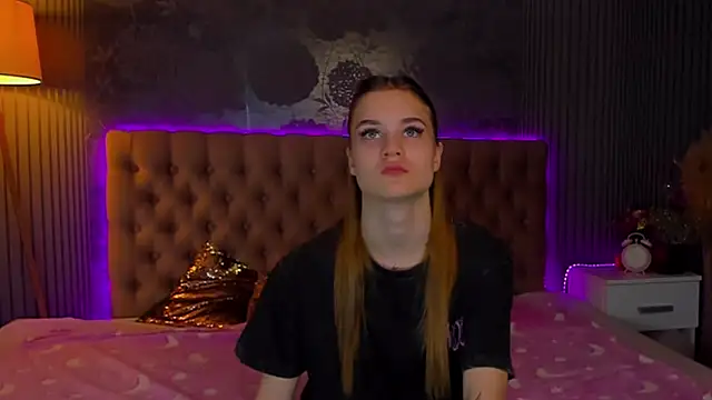 LuisaClover online show from 11.19.25