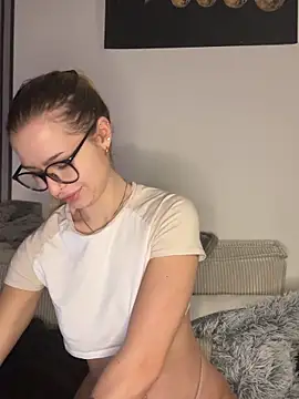 AlyssaSchwarz online show from 12.01.25