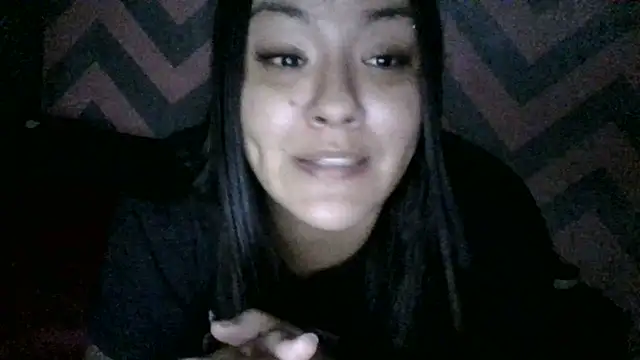 Jennifersbodyy online show from 11.04.25