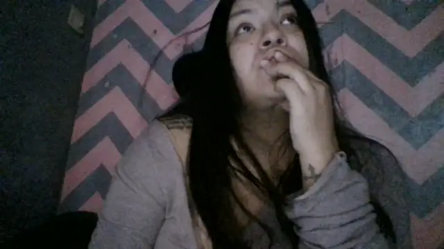 Jennifersbodyy online show from 11.10.25