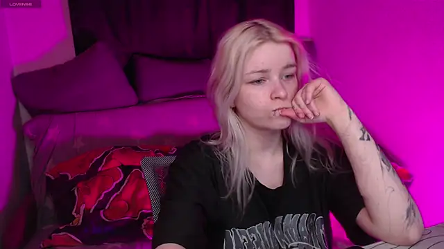 CherryNight6 online show from 04.12.26