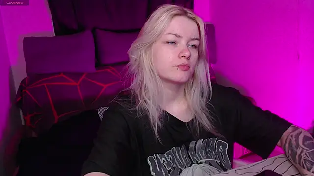 CherryNight6 online show from 04.22.26