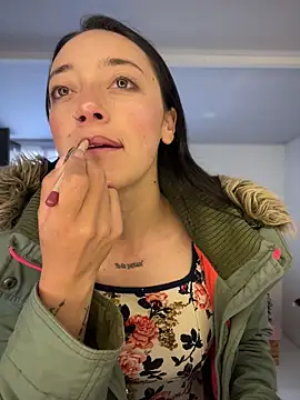 Lia  white online show from 11.06.25