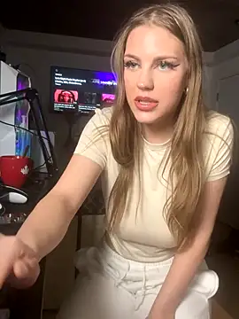 elliepixie online show from 12.21.25