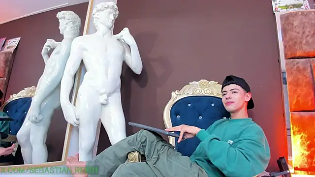 Sebastian Reed online show from 02.06.26