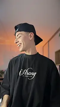 Sebastian Reed online show from 03.04.26