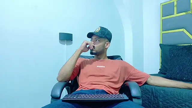 Neytanmalcon online show from 11.25.25