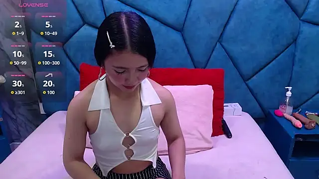 JulietaDiamond online show from 04.19.26