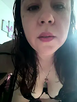 Rheetnena1 online show from 12.20.25