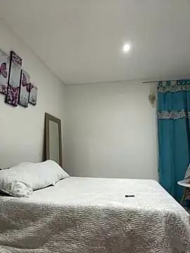 Rheetnena1 online show from 03.13.26