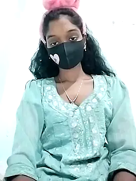 Snapshot of Tushi-10 chatting on 02.19.26 Tushi-10 online show from 02.19.26