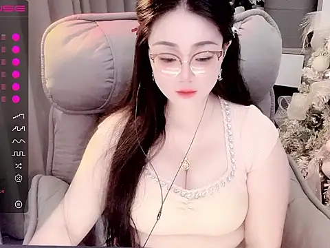 Monica-666888- online show from 10.29.25