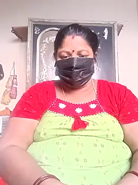 Snapshot of sreemamitha9 chatting on 11.25.25 sreemamitha9 online show from 11.25.25