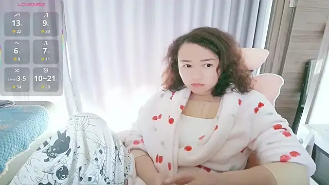 Snapshot of Doit6 chatting on 11.23.25 Doit6 online show from 11.23.25