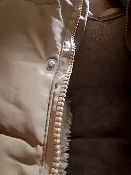 TRIEUTRIEU20 online show from 11.28.25