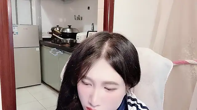 Snapshot of anna-888- chatting on 11.04.25 anna-888- online show from 11.04.25