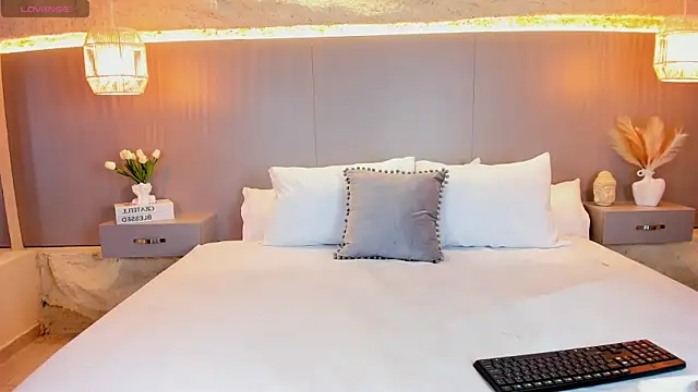 AmyColman  online show from 03.04.26