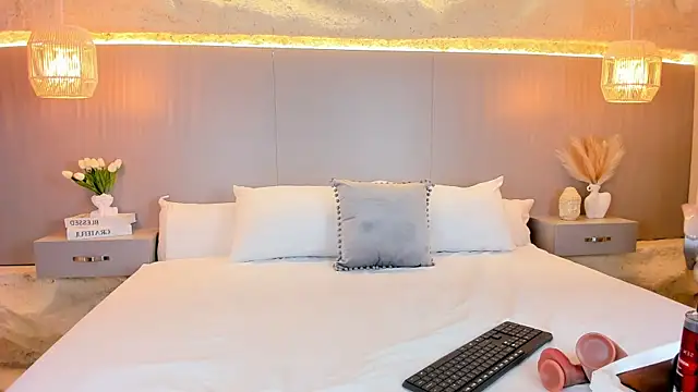 AmyColman  online show from 03.17.26