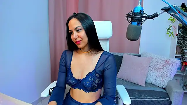 VenusIsLove  online show from 06.02.26