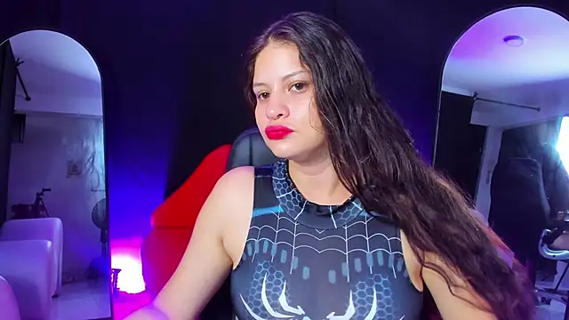 Esmesweet23 online show from 11.30.25