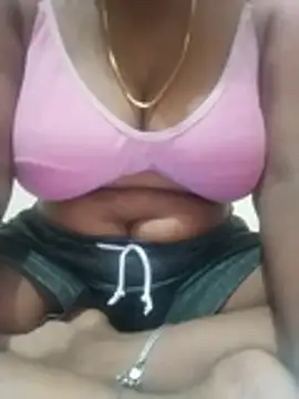 Snapshot of sivashree chatting on 11.21.25 sivashree online show from 11.21.25