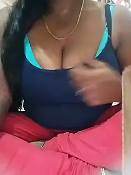 Snapshot of sivashree chatting on 12.19.25 sivashree online show from 12.19.25