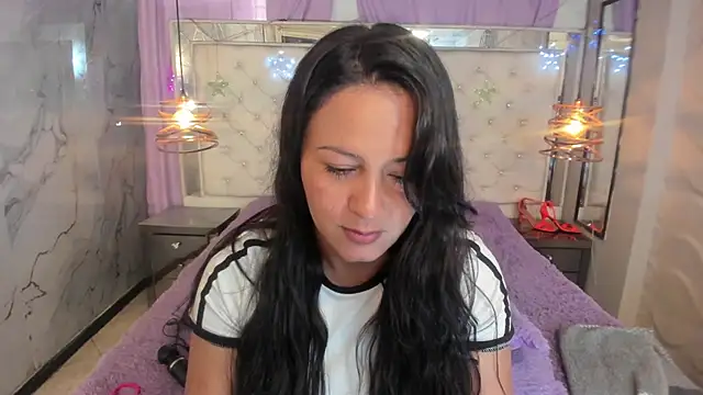 Melissa-roberts online show from 12.16.25