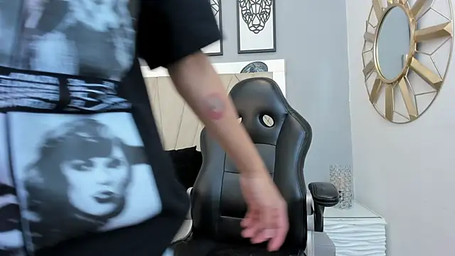 adams bobby online show from 11.28.25