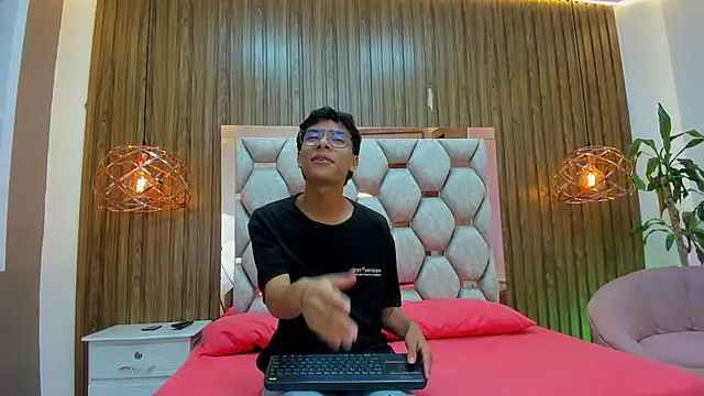 adams bobby online show from 01.18.26