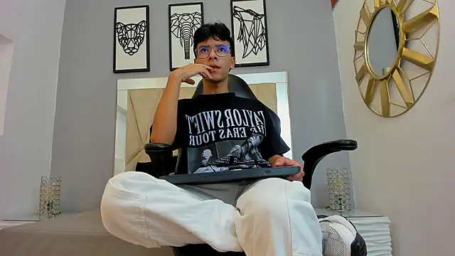 adams bobby online show from 03.14.26