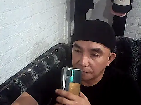 yourasiandesire69 online show from 12.05.25