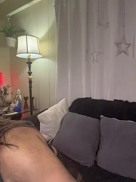 Snapshot of LadyCiaraLux chatting on 11.10.25 LadyCiaraLux online show from 11.10.25