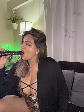 LadyCiaraLux online show from 11.11.25