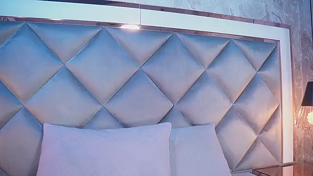  giggy 2 online show from 04.08.26