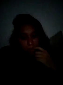 Caroline-17 online show from 12.21.25